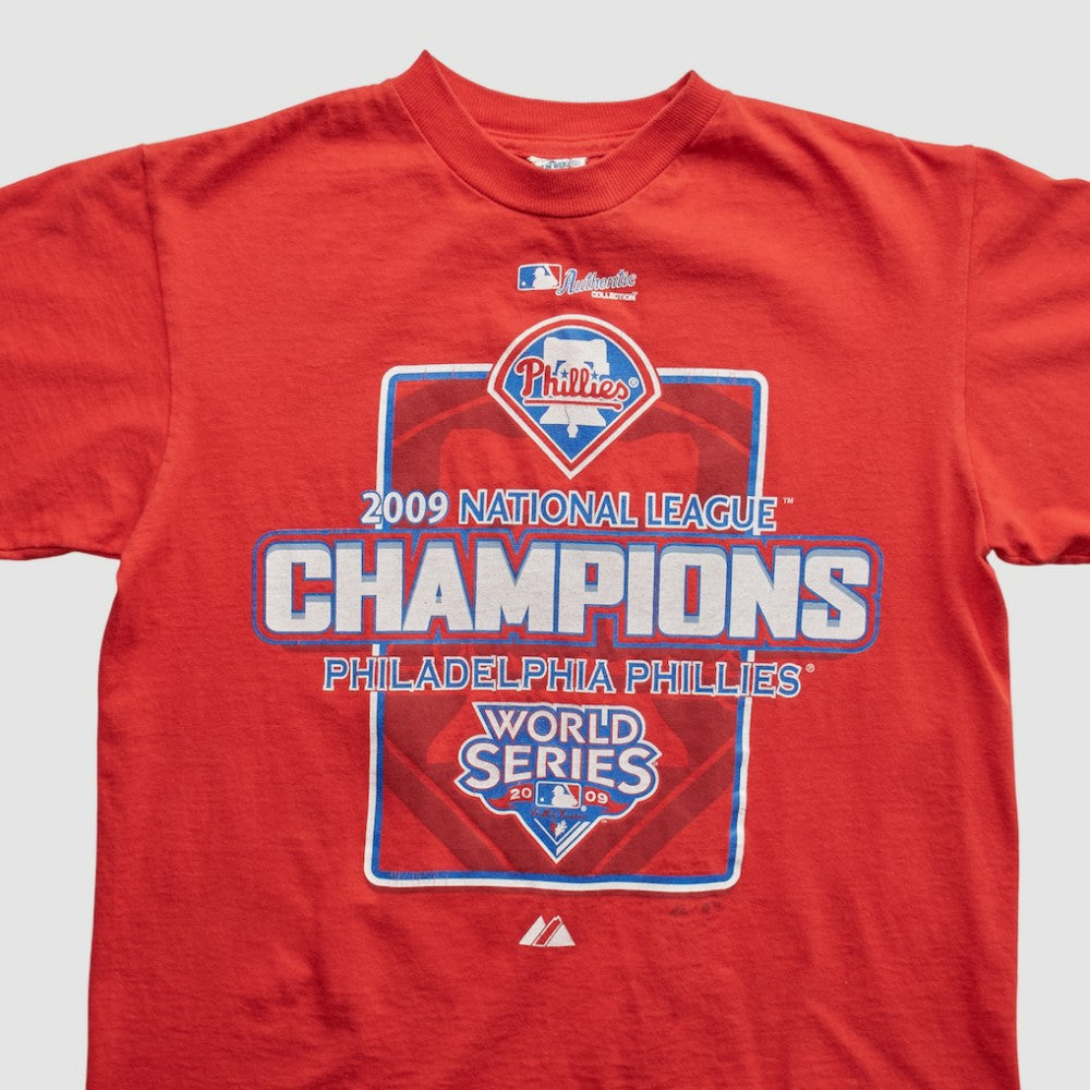 Philadelphia Phillies Delta 2009 T-shirt - Red - XVintage - Fanatics Online