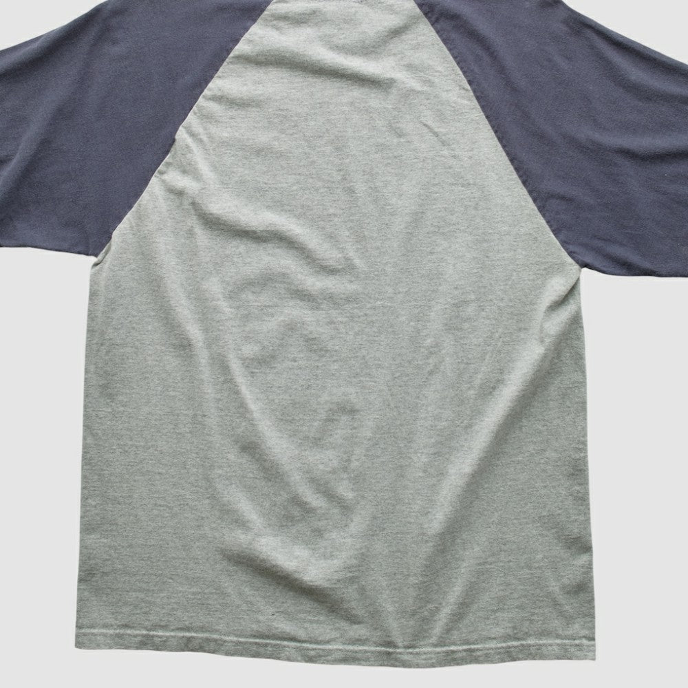 Chicago Cubs Majestic 2000s T-shirt - Heather Gray - Vintage - Fanatics Sale