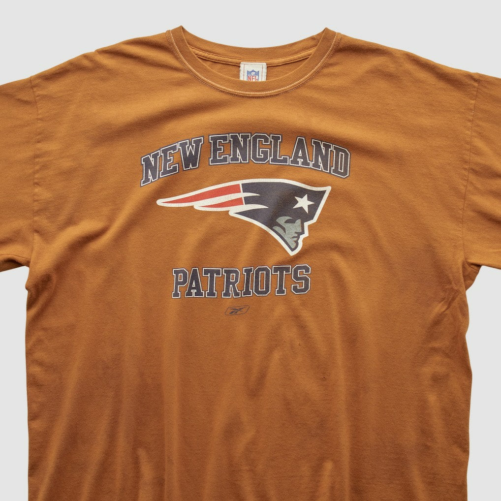 Fanatics New England Patriots NFL 2000s Long Sleeve T-shirt Brown Vintage