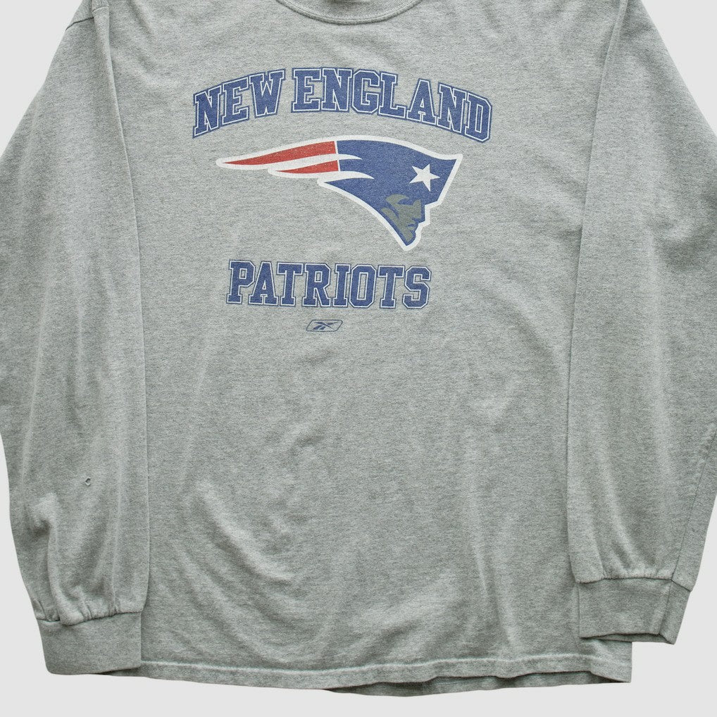 Fanatics New England Patriots NFL 2000s Long Sleeve T-shirt Heather Gray Vintage