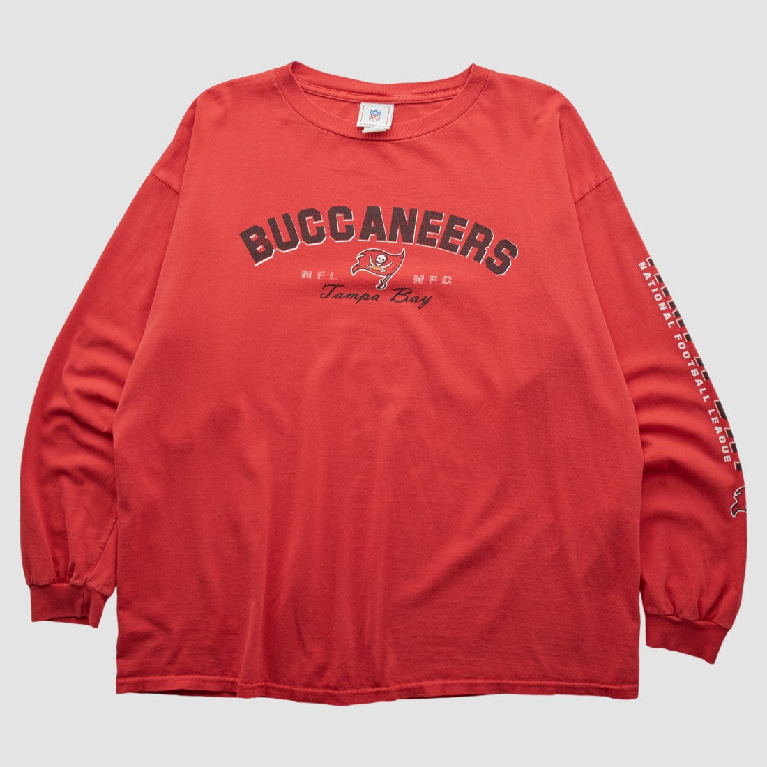 Fanatics Tampa Bay Buccaneers NFL 2000s Long Sleeve T-shirt Red Vintage