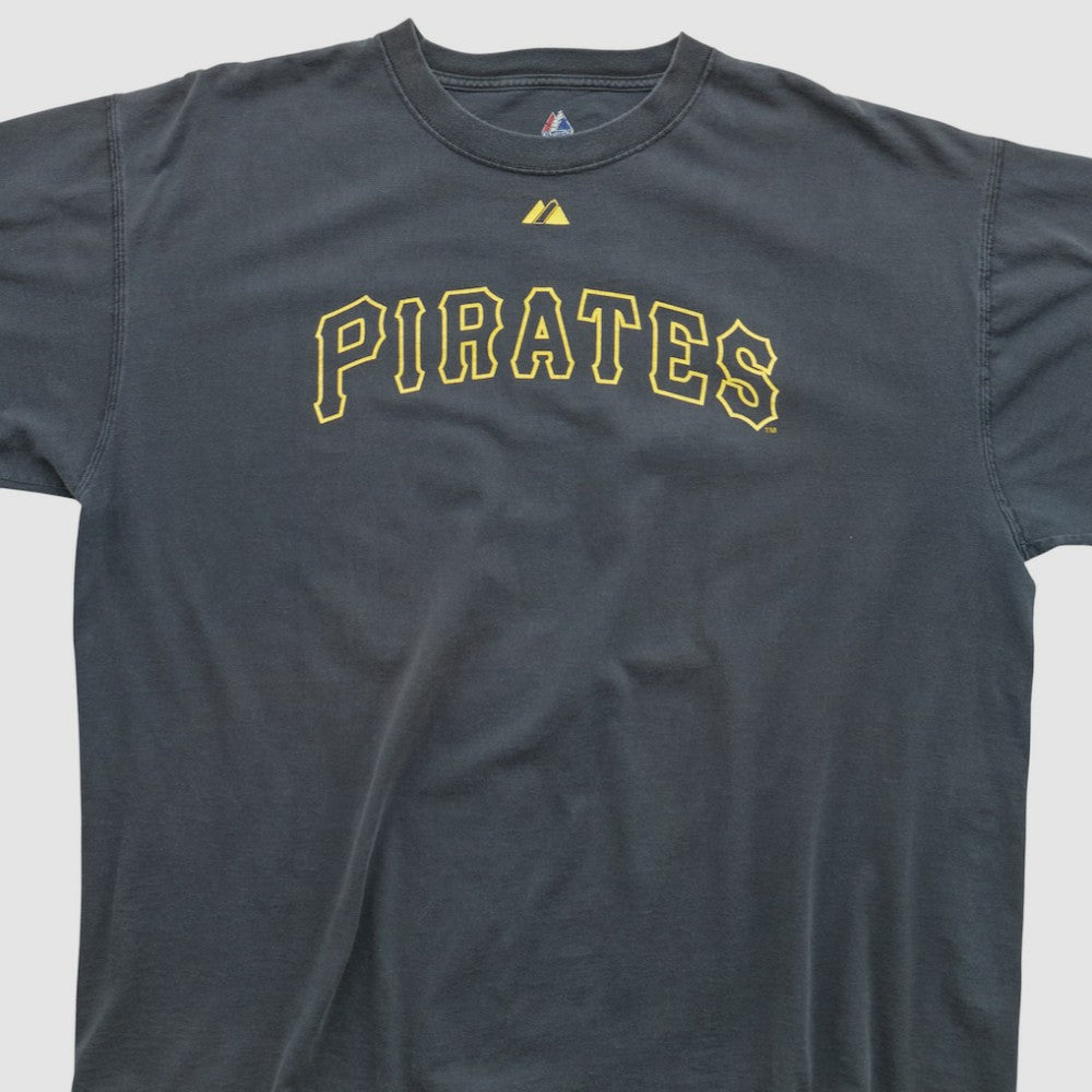 Pittsburgh Pirates Majestic 2000s T-shirt - Charcoal - 3XVintage - Fanatics Lifestyle