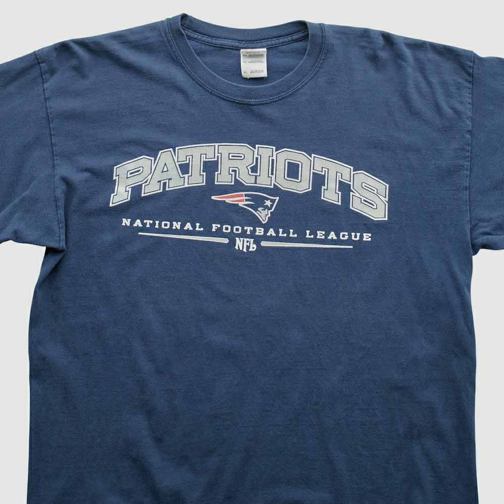 Fanatics New England Patriots Gildan 2000s Long Sleeve T-shirt Navy Vintage