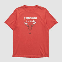 Chicago Bulls 2000s T-shirt for sale Red Vintage | Adidas Lifestyle