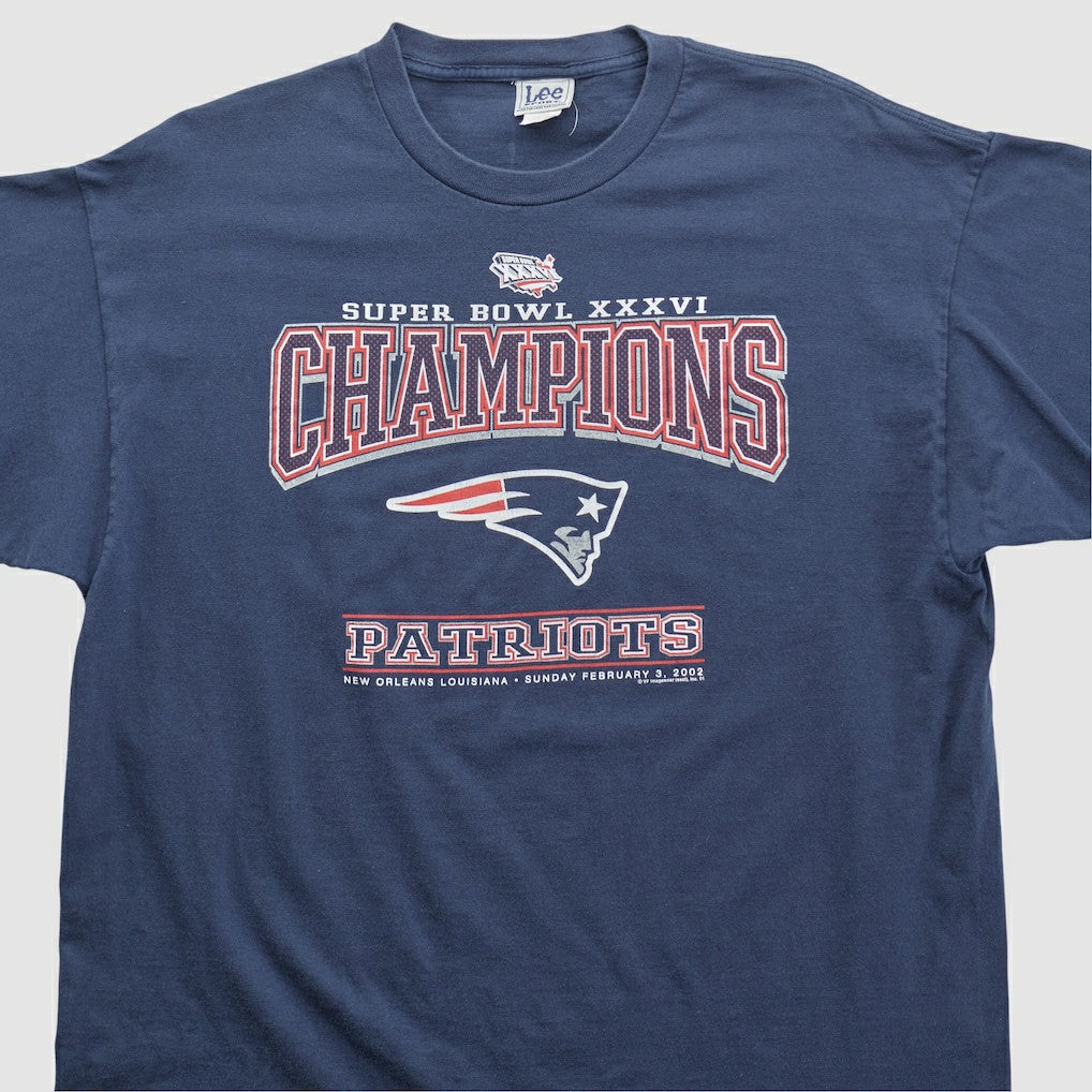 Fanatics New England Patriots Lee Apparel 2002 T-shirt Navy Vintage