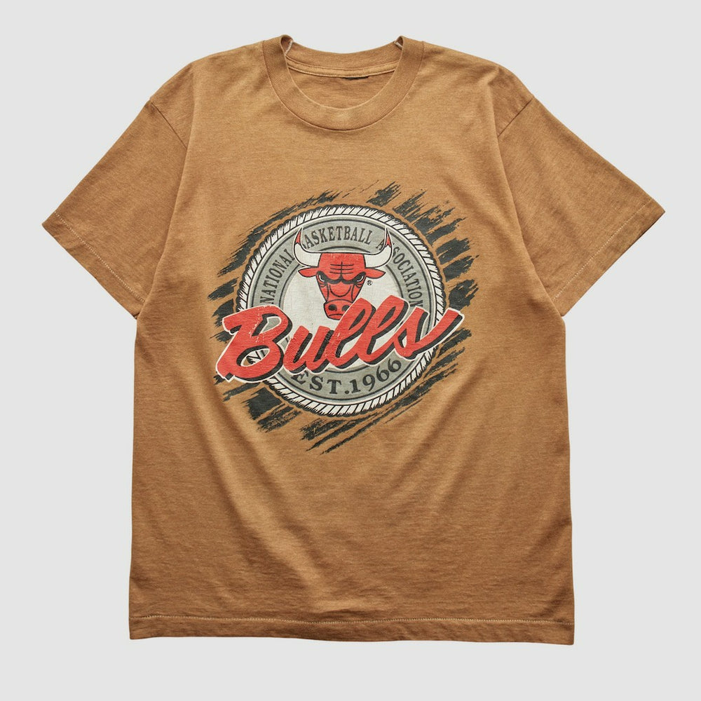 Chicago Bulls 90s T-shirt for sale Clay Vintage | Vintage Near Me
