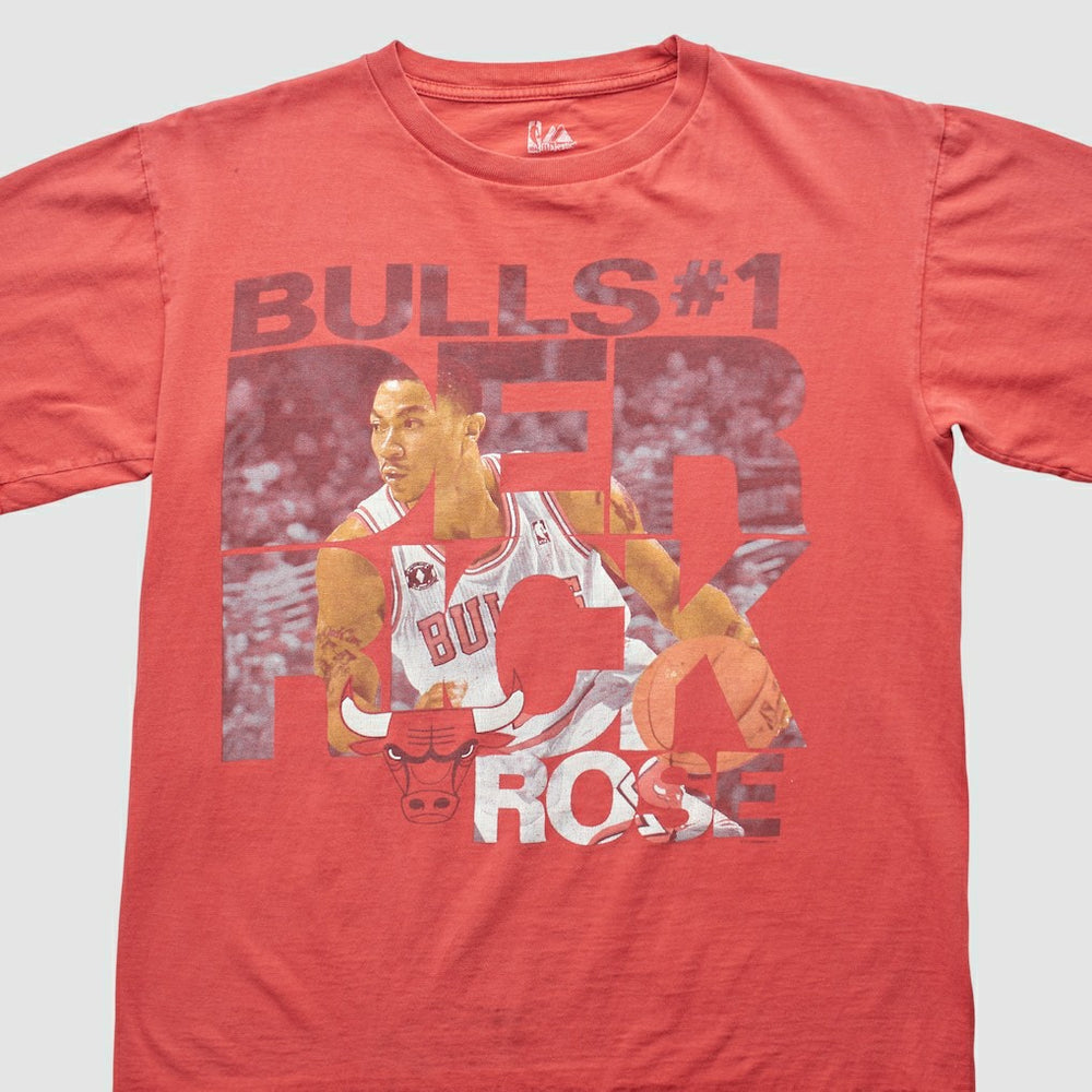 Chicago Bulls Majestic 2000s T-shirt for sale Red Vintage | Vintage for sale