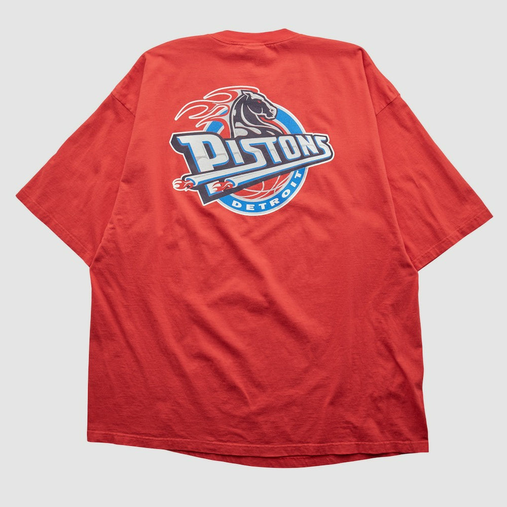 Detroit Pistons Reebok 2000s T-shirt for sale Red Vintage | Vintage for sale