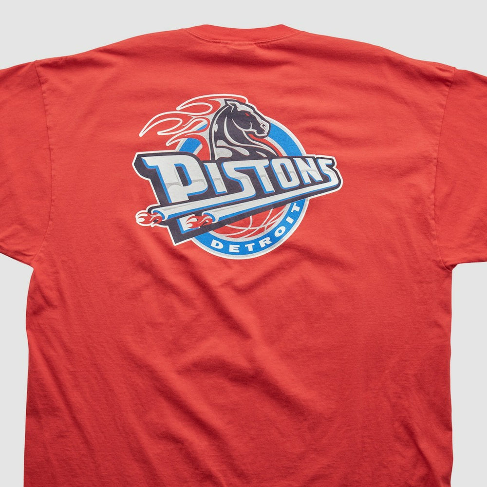 Detroit Pistons Reebok 2000s T-shirt for sale Red Vintage | Vintage for sale