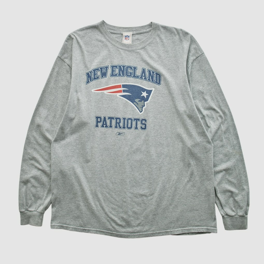 Fanatics New England Patriots NFL 2000s Long Sleeve T-shirt Heather Gray Vintage