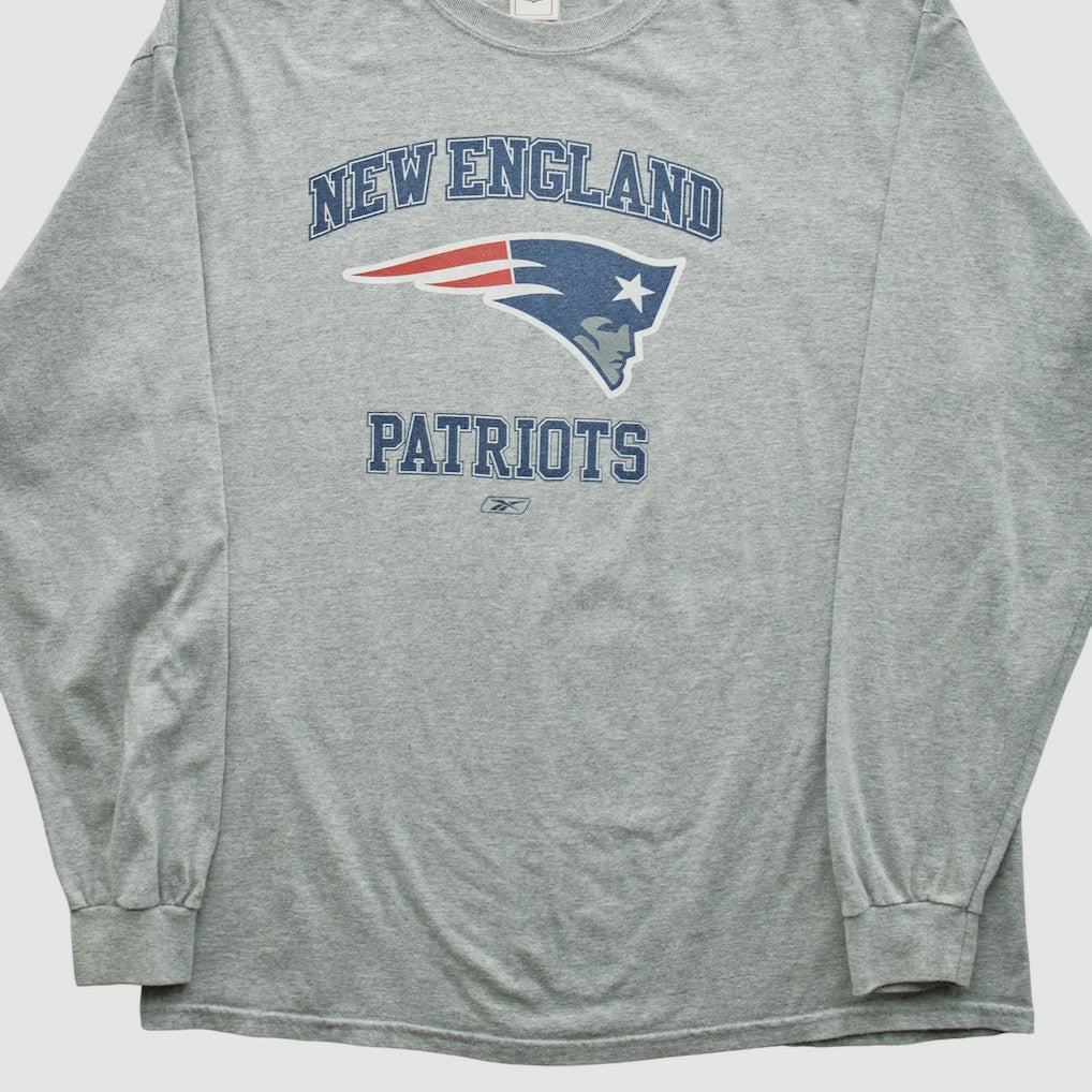 Fanatics New England Patriots NFL 2000s Long Sleeve T-shirt Heather Gray Vintage
