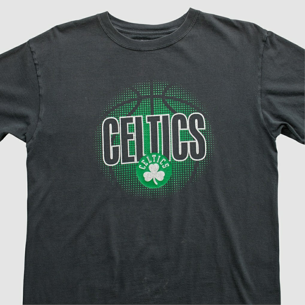 Boston Celtics NBA 2010s T-shirt Black Vintage | Vintage Near Me