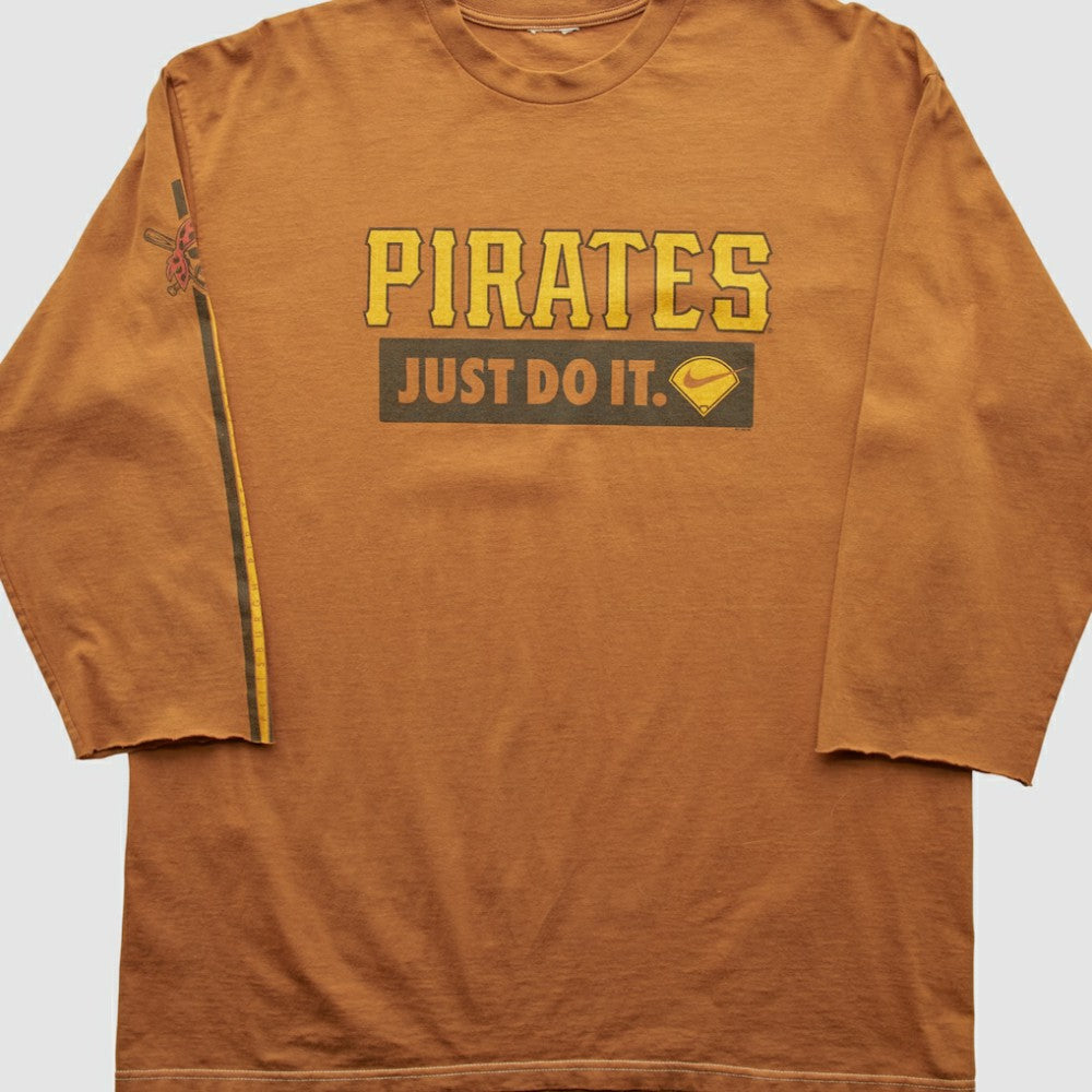 Pittsburgh Pirates 2000s T-shirt - Clay - XVintage - Fanatics Sale