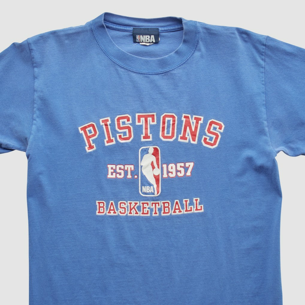 Detroit Pistons NBA 2000s T-shirt for sale Blue Vintage | Vintage Lifestyle