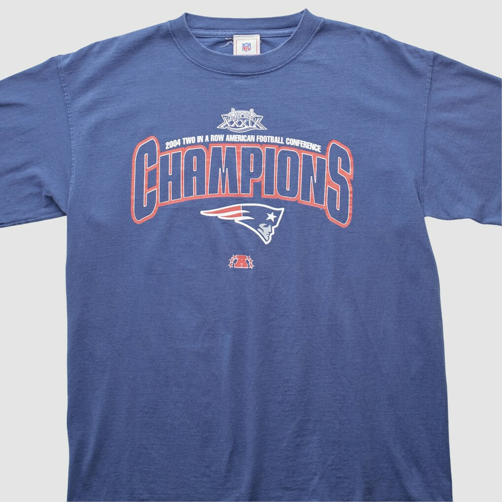 Fanatics New England Patriots NFL 2004 T-shirt Blue Vintage
