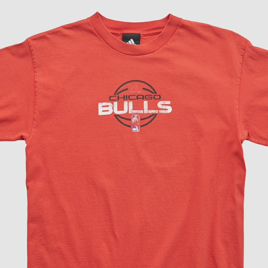 Chicago Bulls 2010s T-shirt for sale Red Vintage | Adidas online