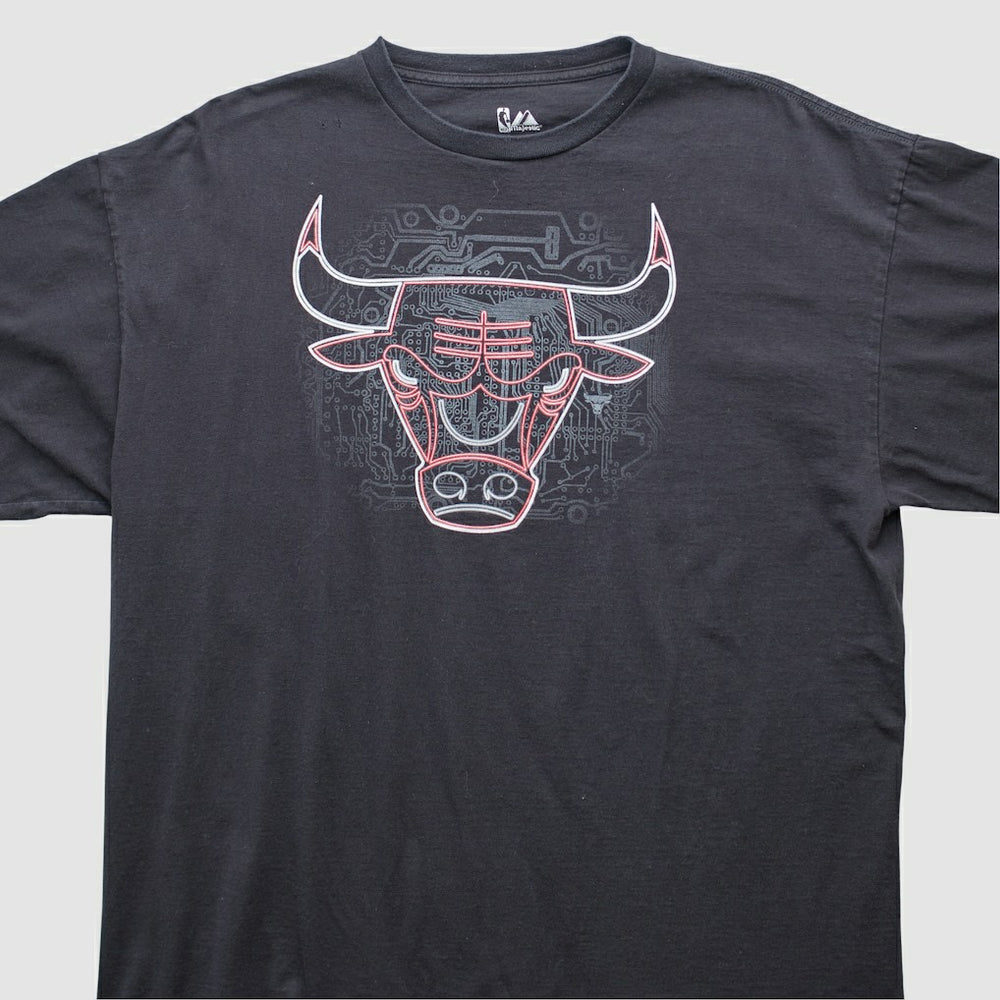 Chicago Bulls Majestic 2000s T-shirt for sale Black Vintage | Vintage