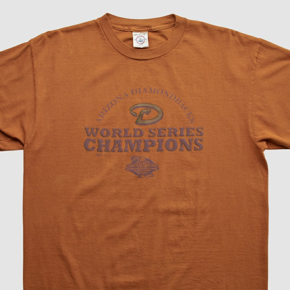 Arizona Diamondbacks Delta 2001 T-shirt - Clay - Vintage - Fanatics Lifestyle