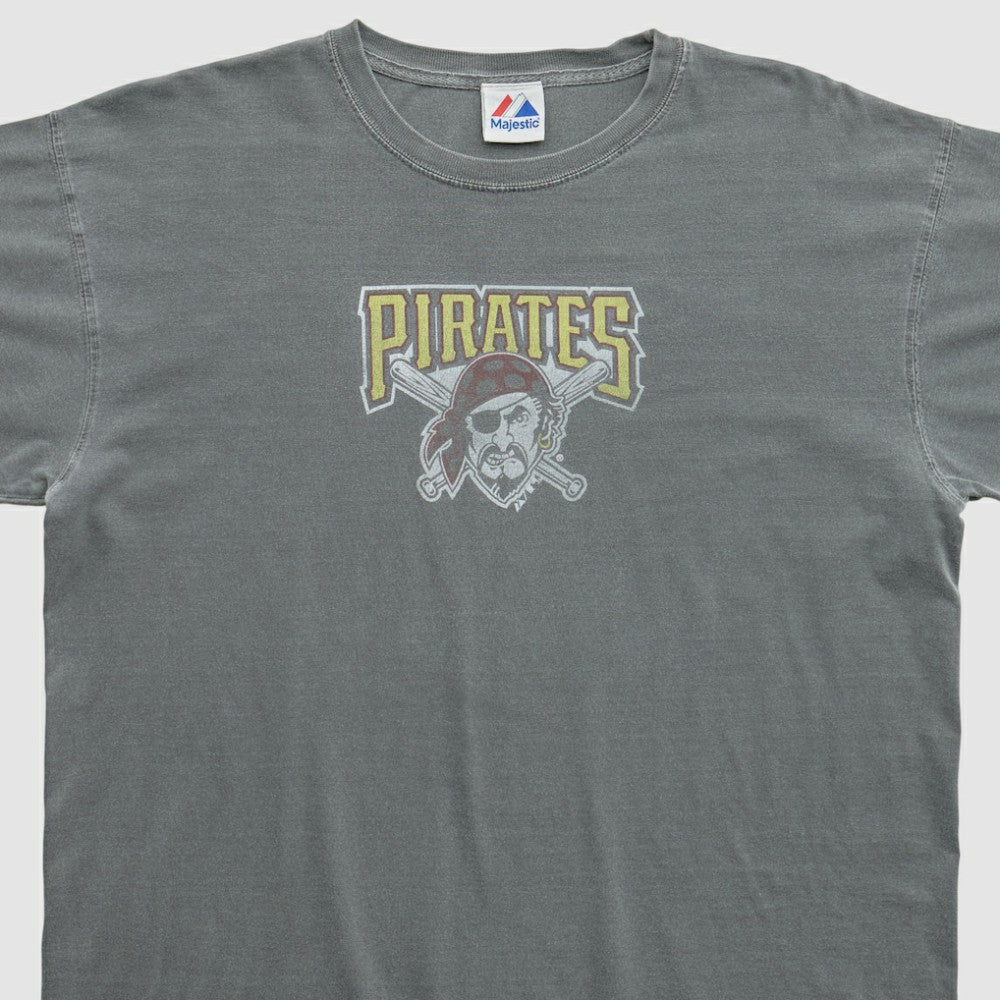 Pittsburgh Pirates Majestic 2000s T-shirt - Gray - Vintage - Fanatics Lifestyle