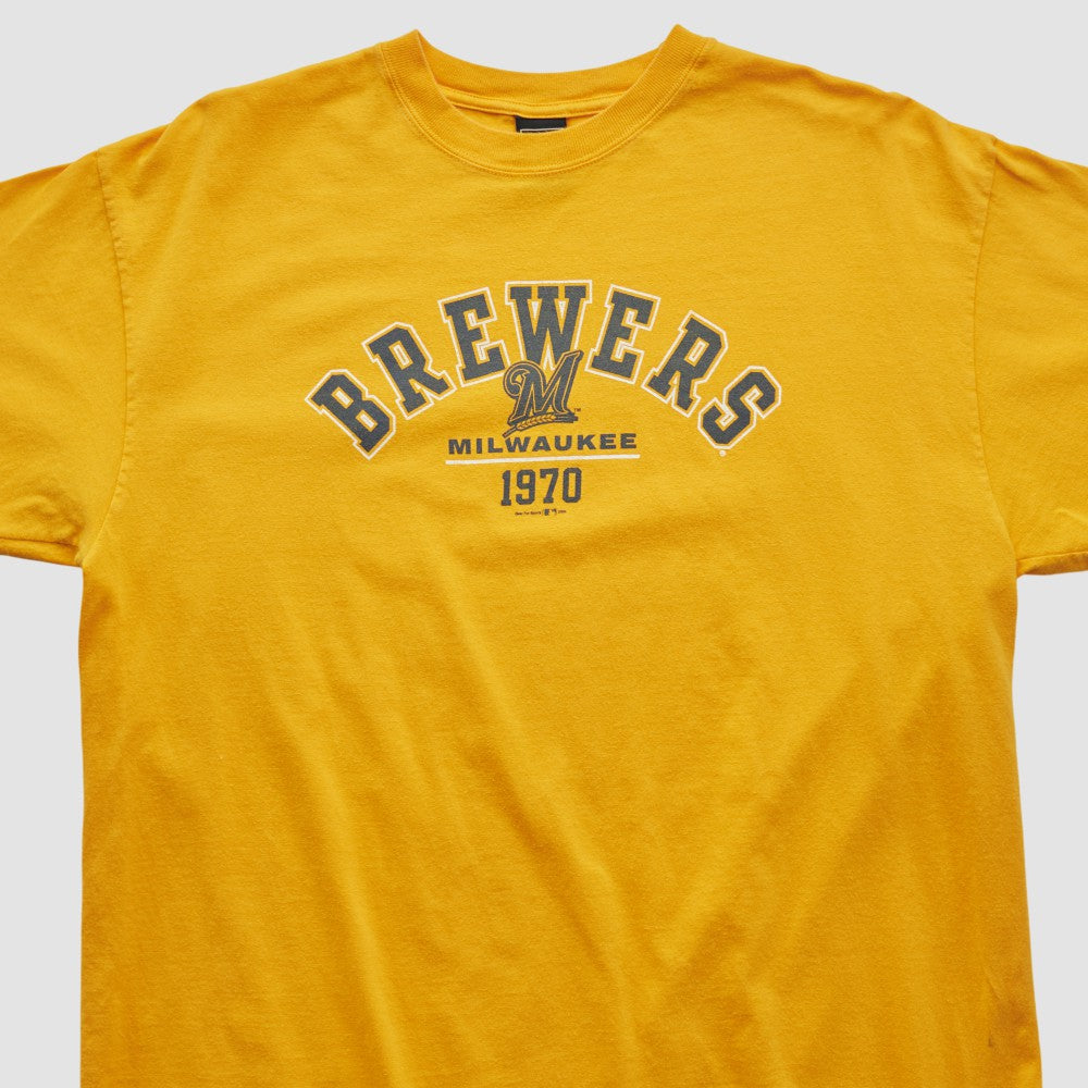 Milwaukee Brewers Gear For Sports 2000s T-shirt - Yellow - XVintage - Fanatics Sale