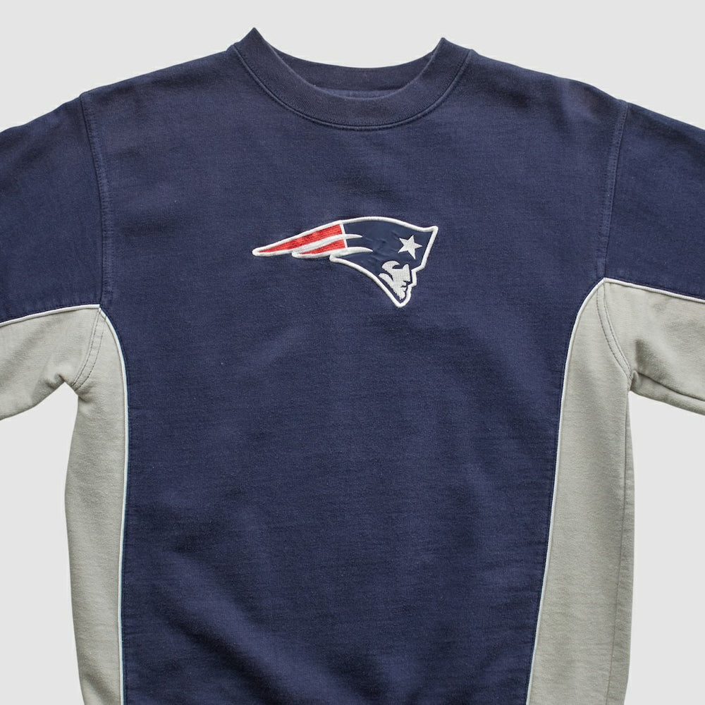 Fanatics New England Patriots Reebok 2000s Pullover Sweatshirt Navy Vintage