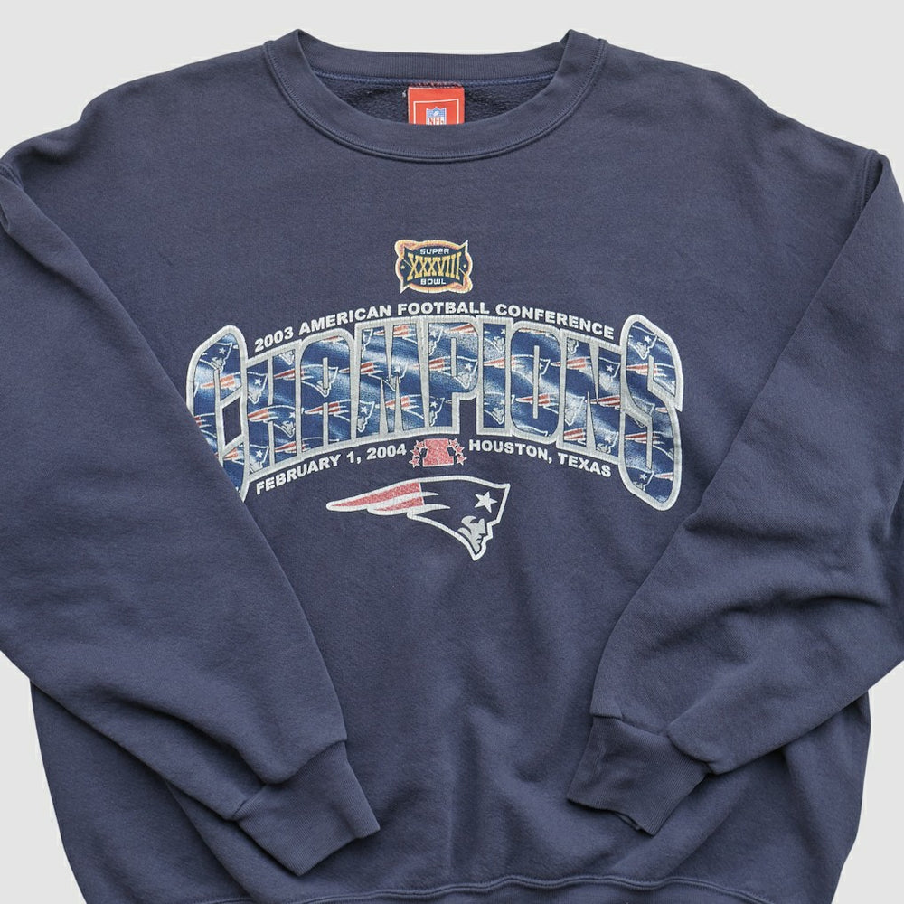 Fanatics New England Patriots NFL 2003 Pullover Sweatshirt Navy Vintage