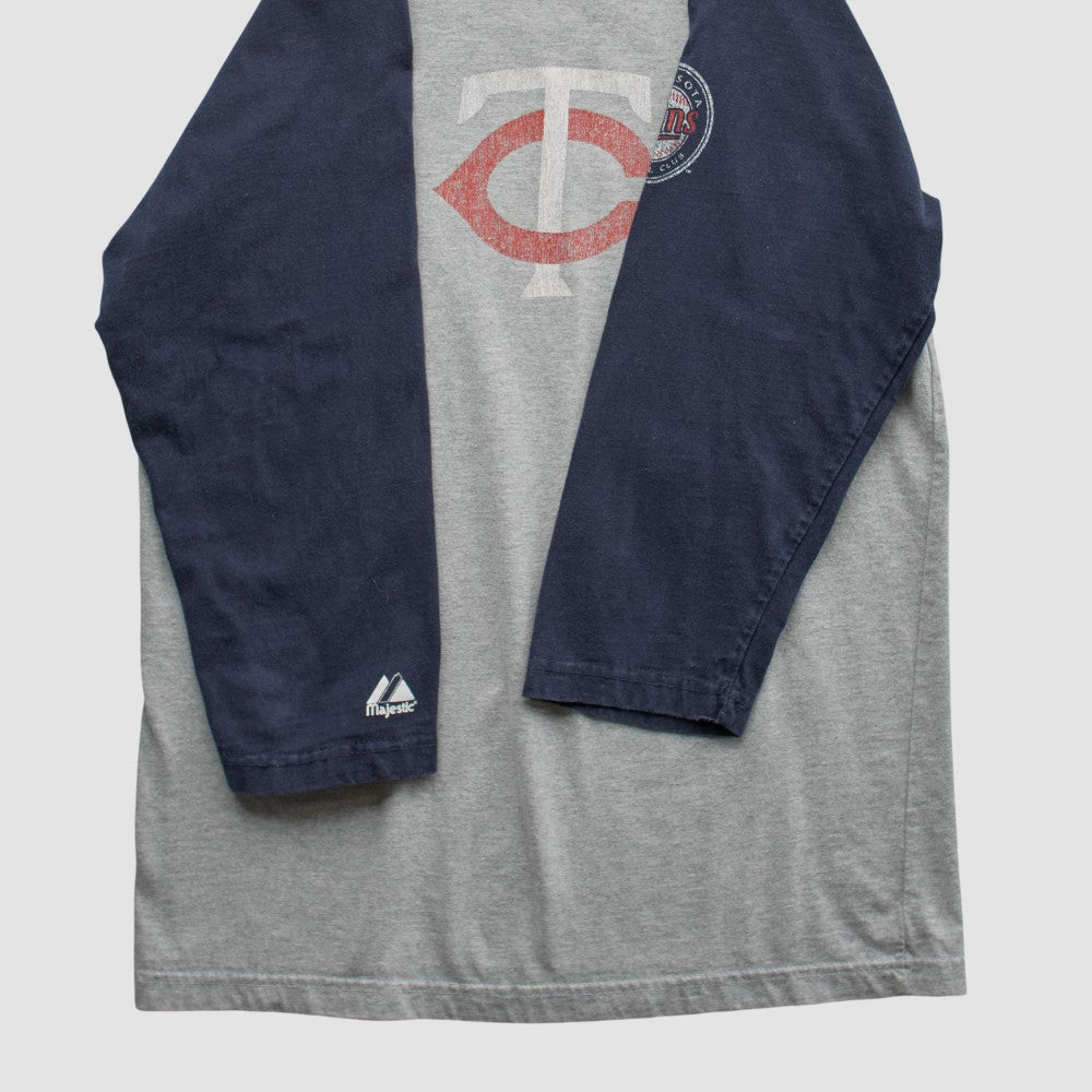 Minnesota Twins Majestic 2000s T-shirt - Heather Gray - Vintage - Fanatics Sale