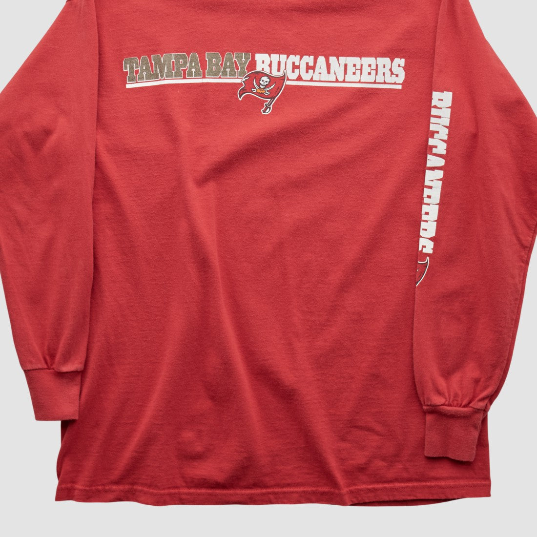 Fanatics Tampa Bay Buccaneers NFL 2010s Long Sleeve T-shirt Red Vintage