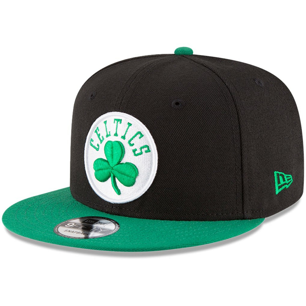 Boston Celtics 2-Tone 9FIFTY Adjustable Snapback Hat Black/Kelly Green | New Era Lifestyle