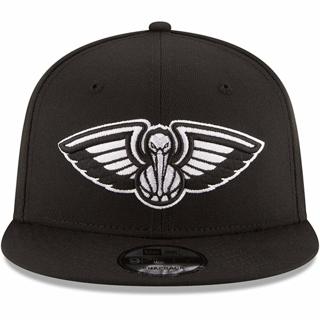 New Orleans Pelicans Black & White Logo 9FIFTY Adjustable Snapback Hat Black | New Era US