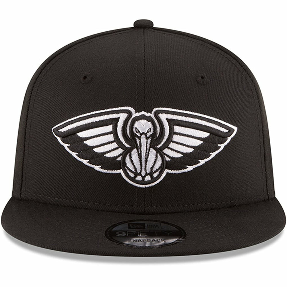 New Orleans Pelicans Black & White Logo 9FIFTY Adjustable Snapback Hat Black | New Era US