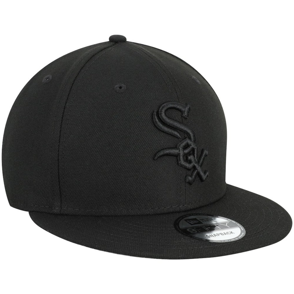 Chicago White Sox New Era Black on Black 9FIFTY Team Snapback Adjustable Hat - Black - New Era Discount