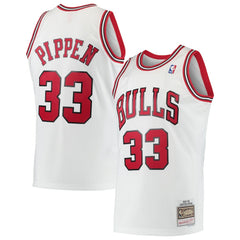 Scottie Pippen Chicago Bulls Hardwood Classics Swingman Jersey for sale White | Mitchell & Ness US