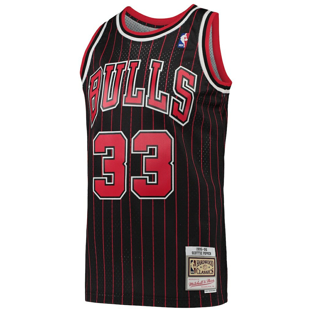 Scottie Pippen Chicago Bulls Hardwood Classics Swingman Jersey for sale Black | Mitchell & Ness Lifestyle
