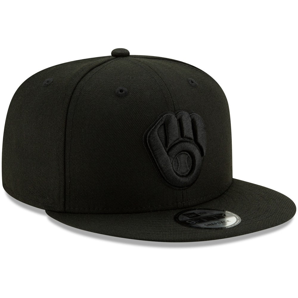 Milwaukee Brewers New Era Black on Black 9FIFTY Snapback Adjustable Hat - Black - New Era Online