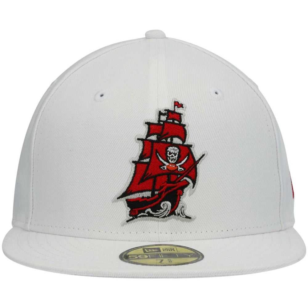 Tampa Bay Buccaneers New Era Omaha Alternate Logo 59FIFTY Fitted Hat White