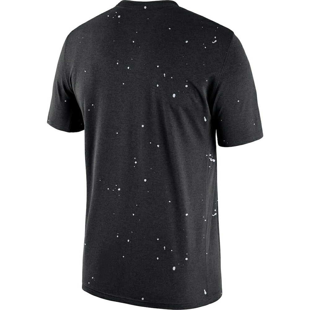 Brooklyn Nets Courtside Splatter T-Shirt Black | Nike for sale