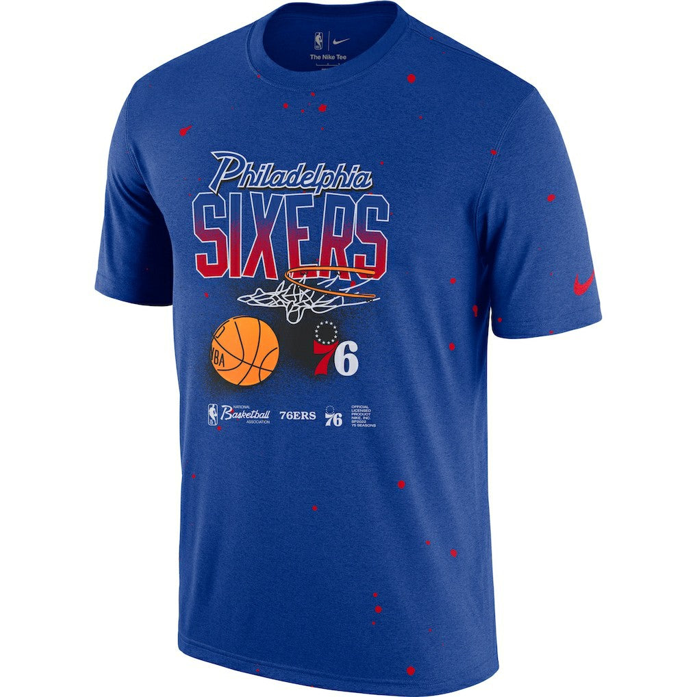 Philadelphia 76ers Courtside Splatter T-Shirt Royal | Nike online