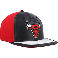 Chicago Bulls Day One Snapback Hat Black/White | Mitchell & Ness Lifestyle