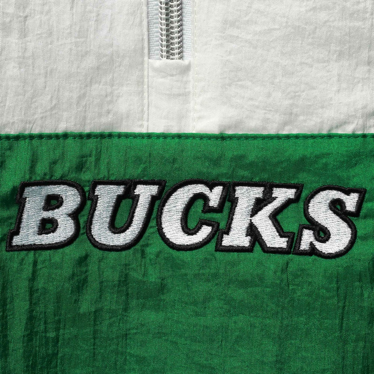 Milwaukee Bucks Women's Half-Zip Windbreaker 2.0 Hoodie Green | Mitchell & Ness online