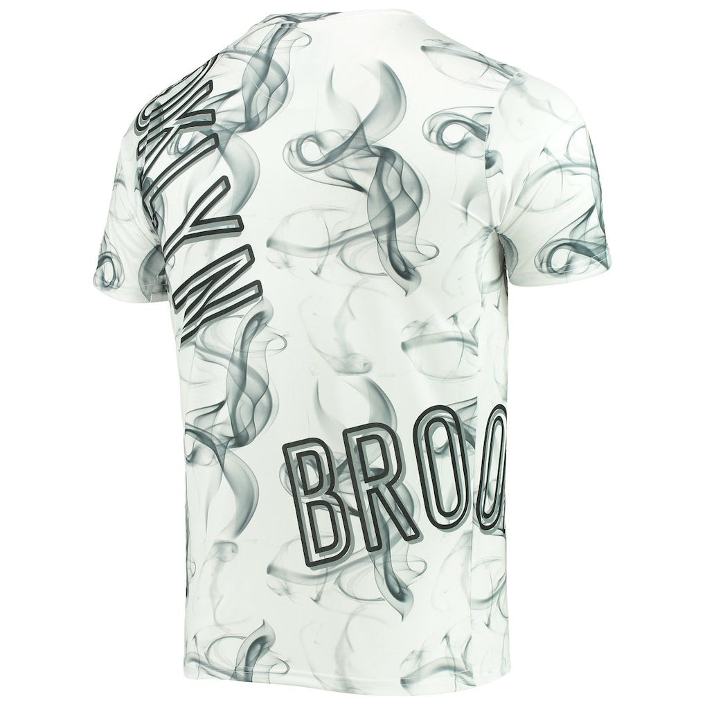 Brooklyn Nets FISLL Asymmetric Bold Smoke T-Shirt White/Black