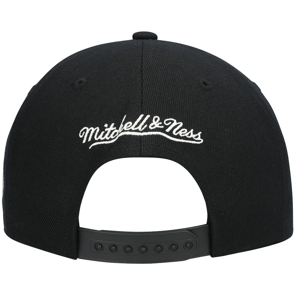 Atlanta Hawks Hardwood Classics Script 2.0 Snapback Hat Black | Mitchell & Ness US