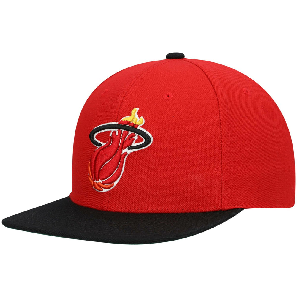 Miami Heat Hardwood Classics Team Two-Tone 2.0 Snapback Hat Red/Black | Mitchell & Ness
