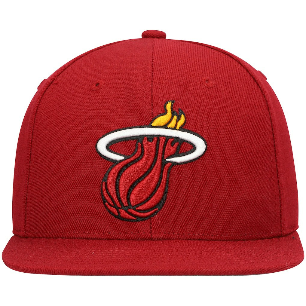 Miami Heat Ground 2.0 Snapback Hat Red | Mitchell & Ness online