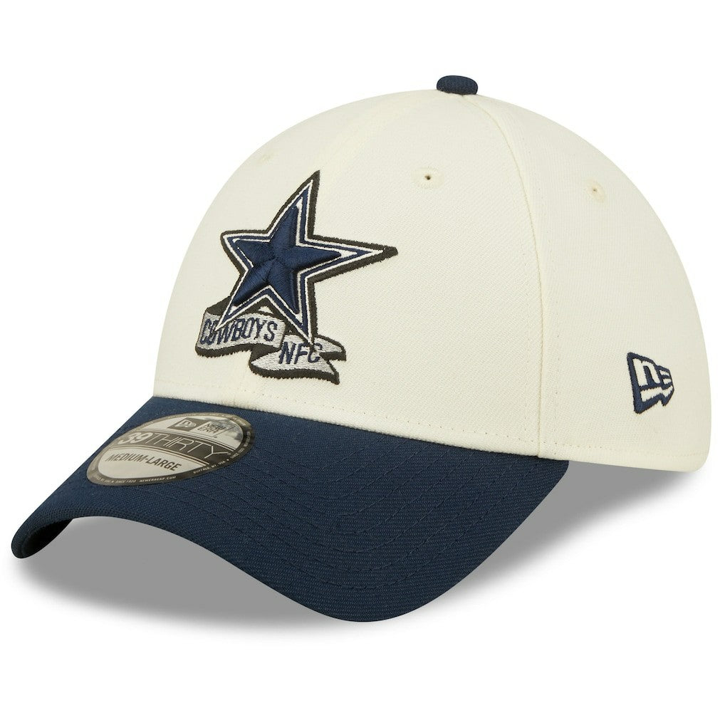 Dallas Cowboys New Era 2022 Sideline 39THIRTY 2-Tone Flex Hat Cream/Navy