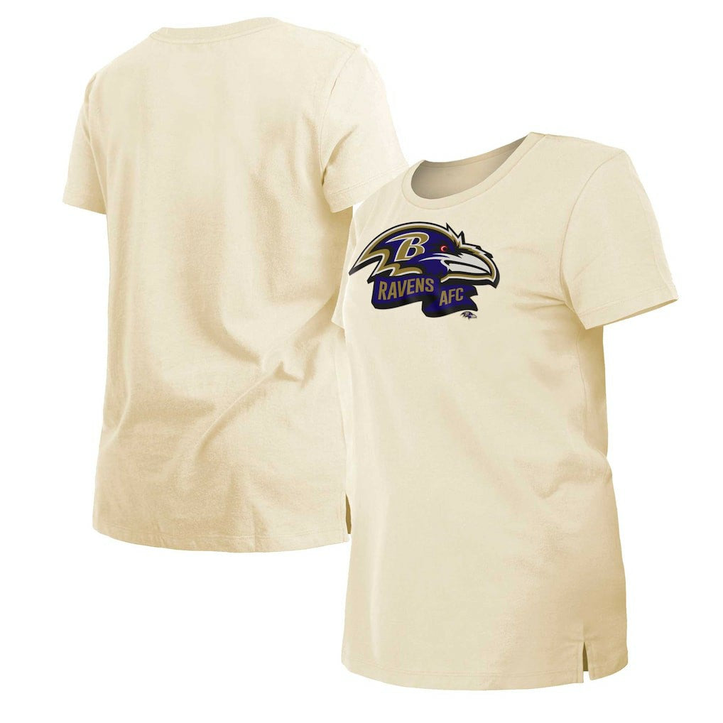 Baltimore Ravens New Era Women's Chrome Sideline T-Shirt Cream