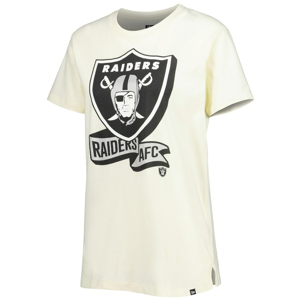 Las Vegas Raiders New Era Women's Chrome Sideline T-Shirt Cream