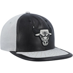Chicago Bulls Day One Snapback Hat Black/Gray | Mitchell & Ness Lifestyle