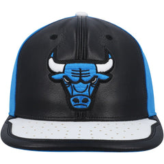 Chicago Bulls Day One Snapback Hat Black/White | Mitchell & Ness US