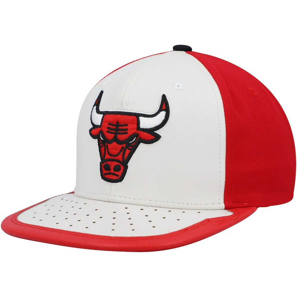 Chicago Bulls Day One Snapback Hat White/Red | Mitchell & Ness outlet